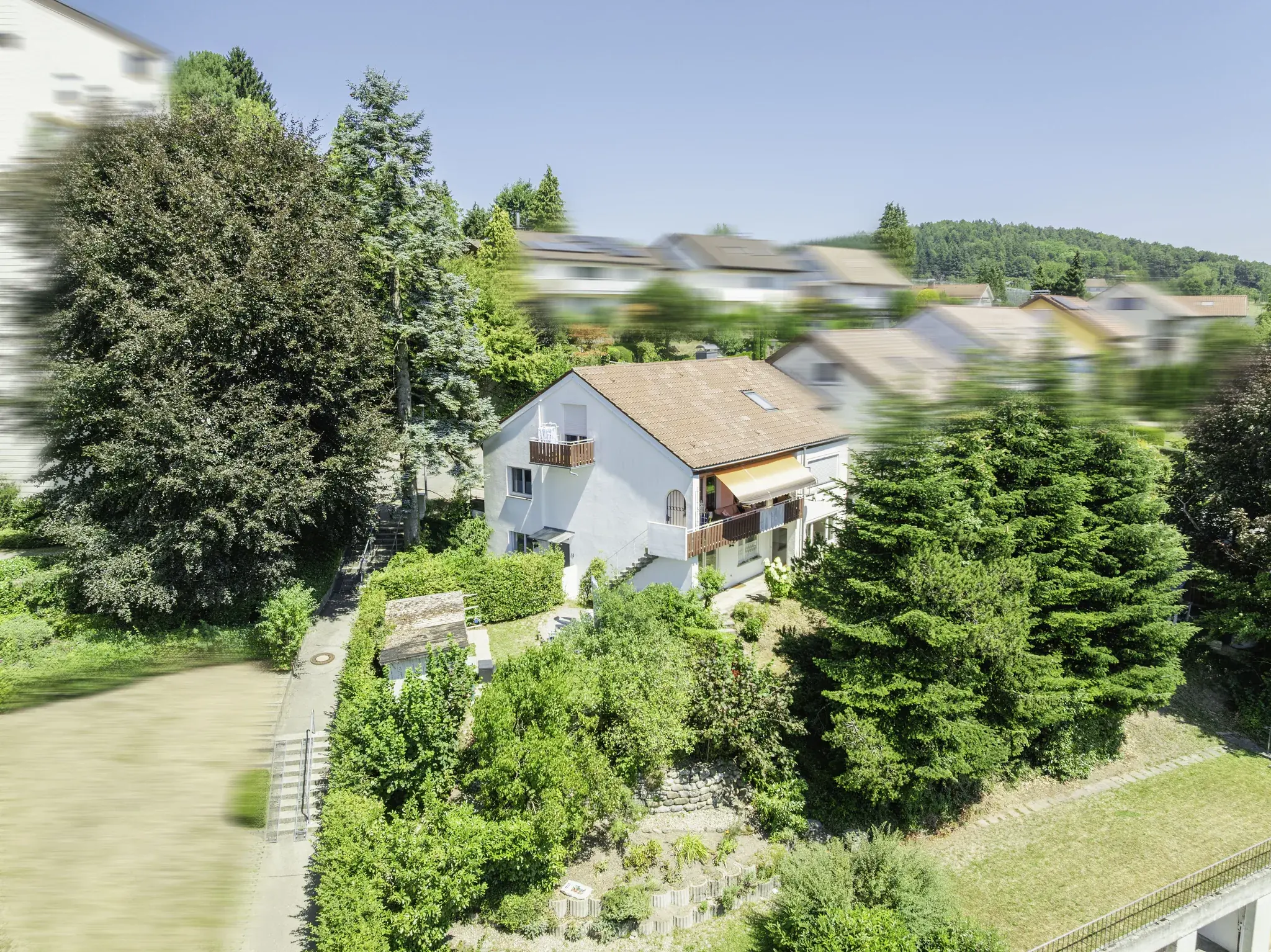 Luftbild: Haus mit Garten und Umgebung – Tettnang